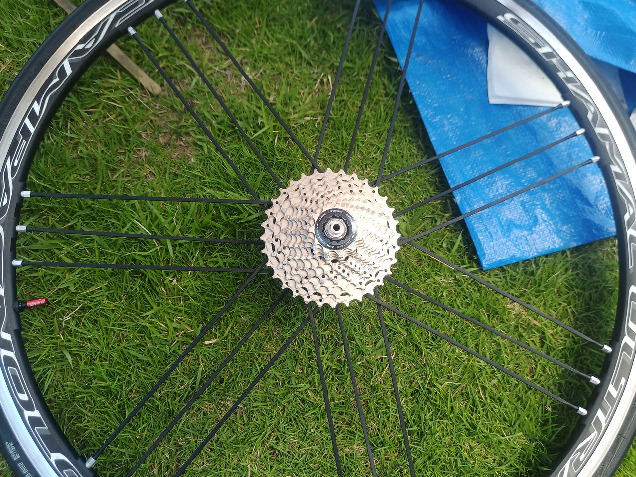 バイクと人をメンテして身体も機材も備える